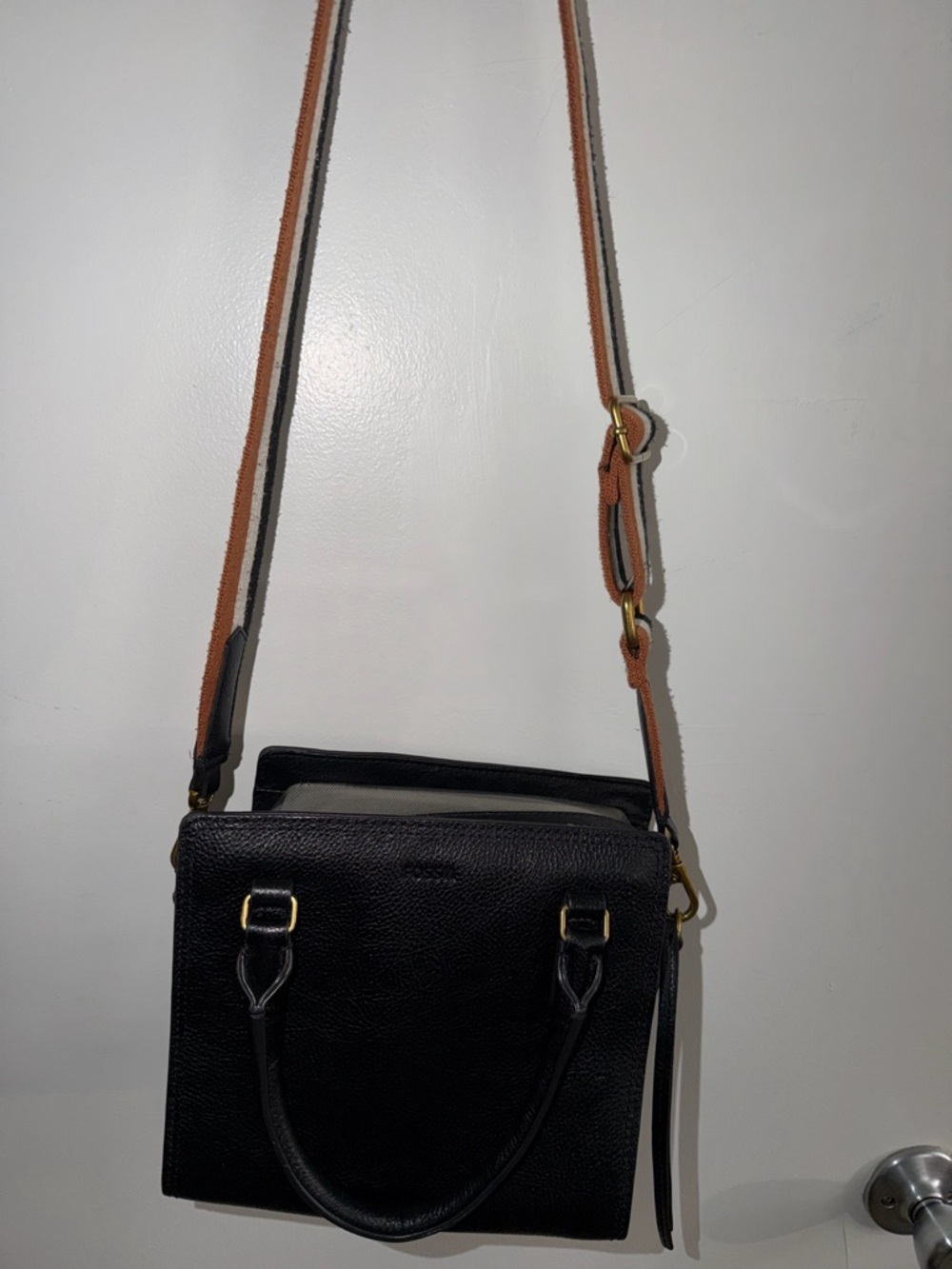 Fossil Black Leather Handbag with Gold Hardware